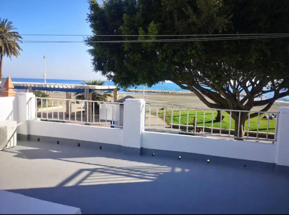 Beachfront House Málaga Exterior foto